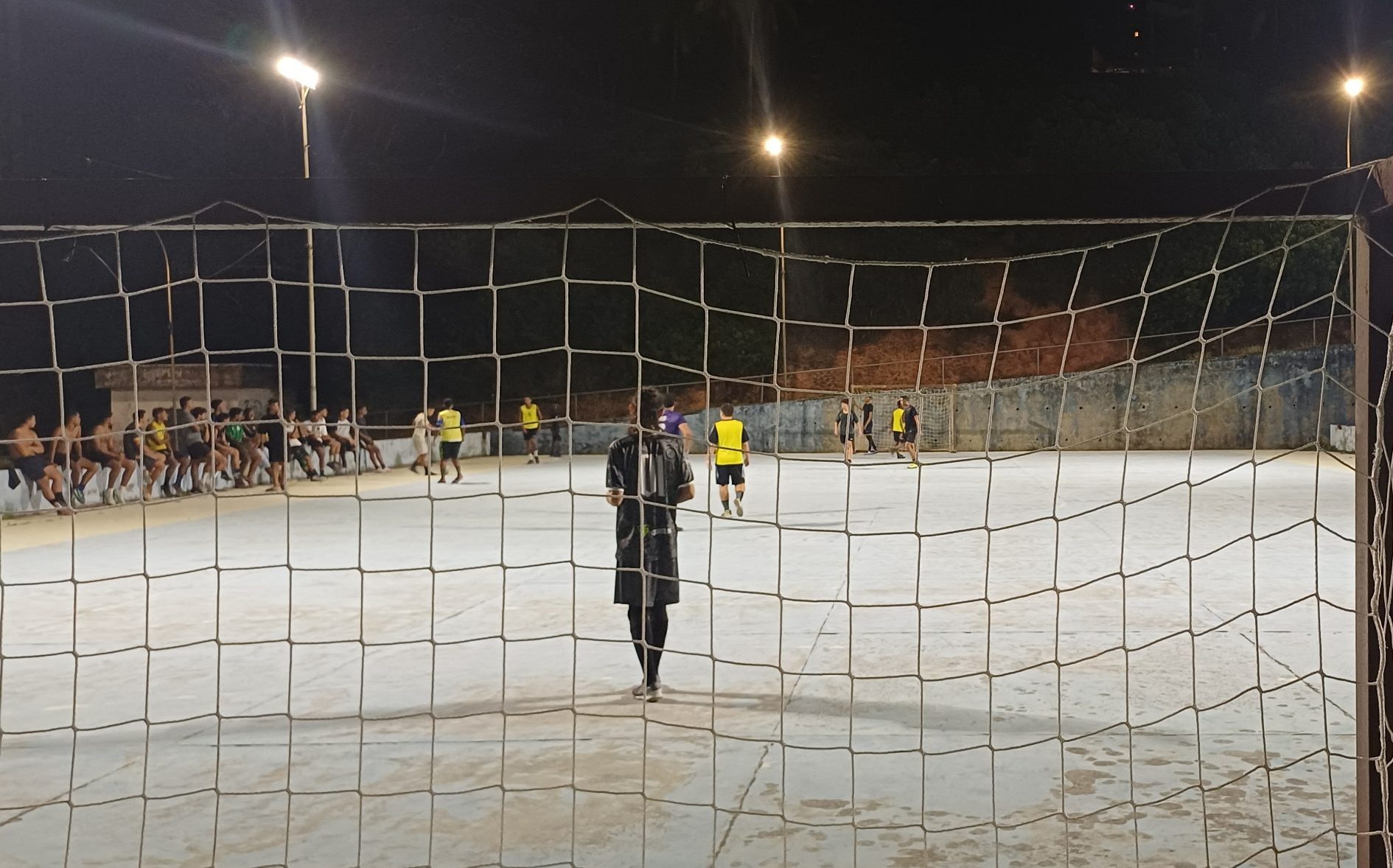 Seletiva do futsal masculino reuniu 17 atletas, além da participação de integrantes ativos do time | Foto: Pedro de Sousa